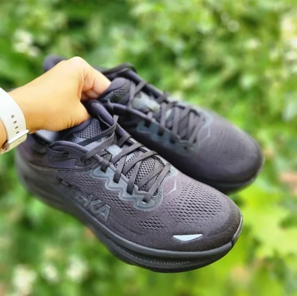 Size 10.5B - Women's HOKA BONDI 9 All Black - Picture 14 of 16